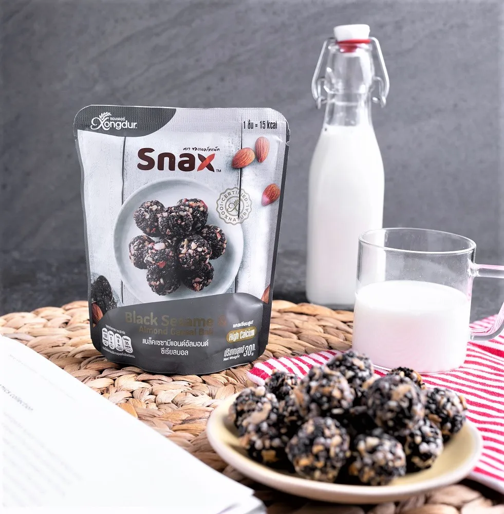 
Black Sesame & Almonds Cereal Ball by Snax Xongdur 