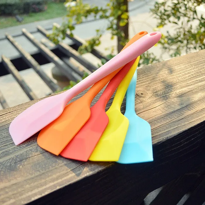 Food Grade Silicone Rubber Spatula Flexible Kitchen Spatulas for Baking Pastry Cutting Cooking Home and Bakery Use-Wholesale