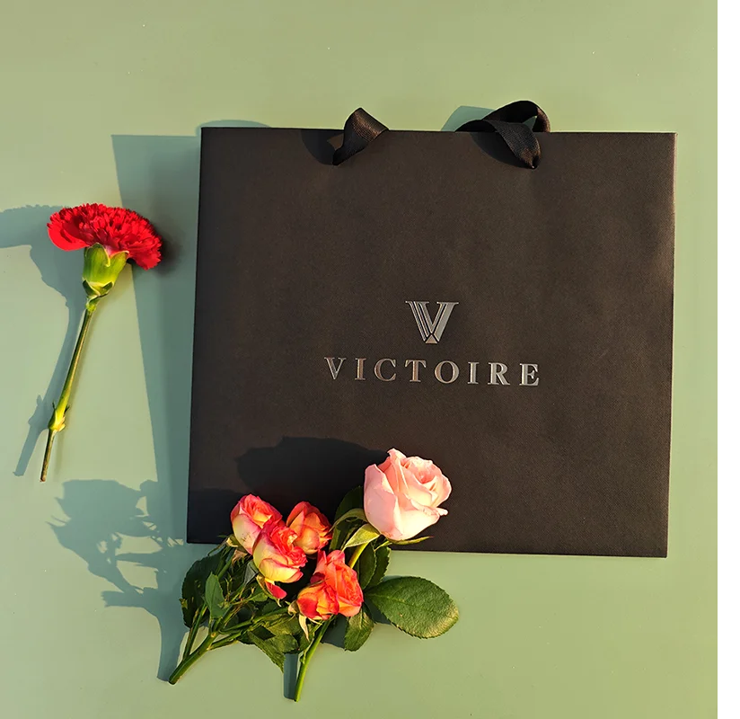 Different Size Christmas Kraft Paper Bag New Year Gift Packaging Paper Bag Shopping Bags With Paper Handle