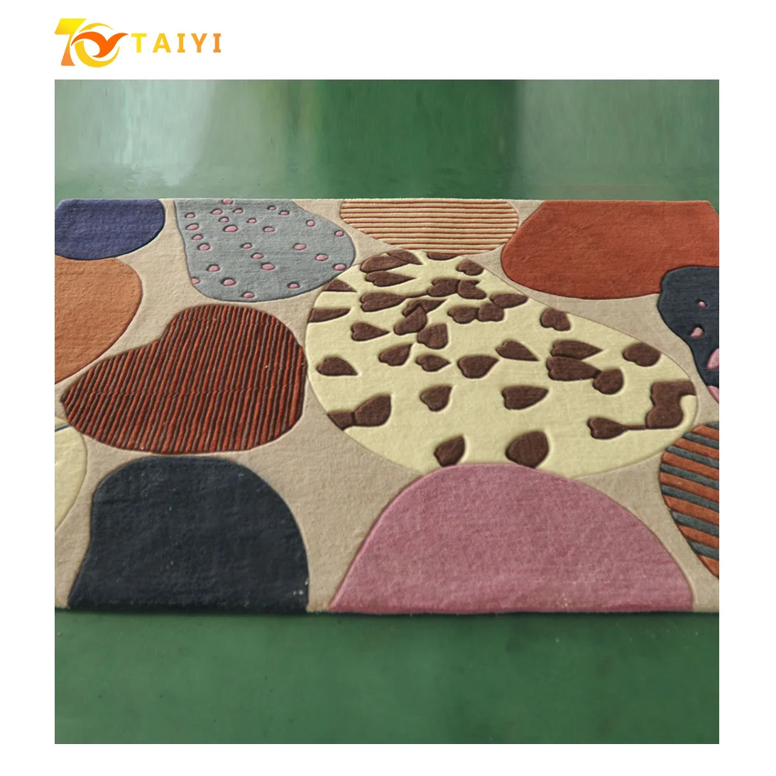 Custom Logo Rug Hot Sale Flower Carpets Factory Loop Pile handtufted Soft Woolen