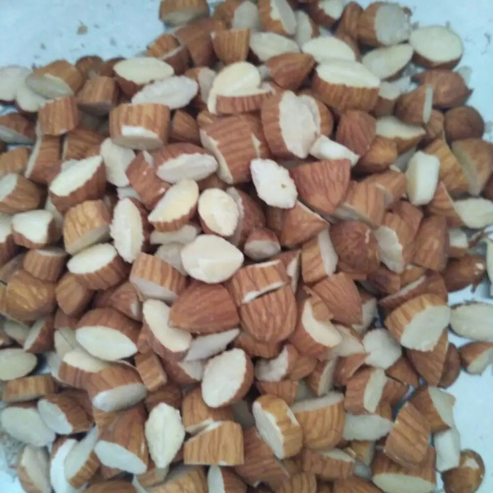 Половина миндаля