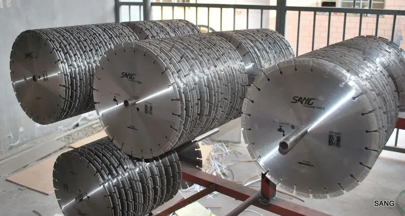 14 Inch Cutting Porcelain Tile Concrete Granite Marble Continuous Rim Ceramic Diamond Saw Blade