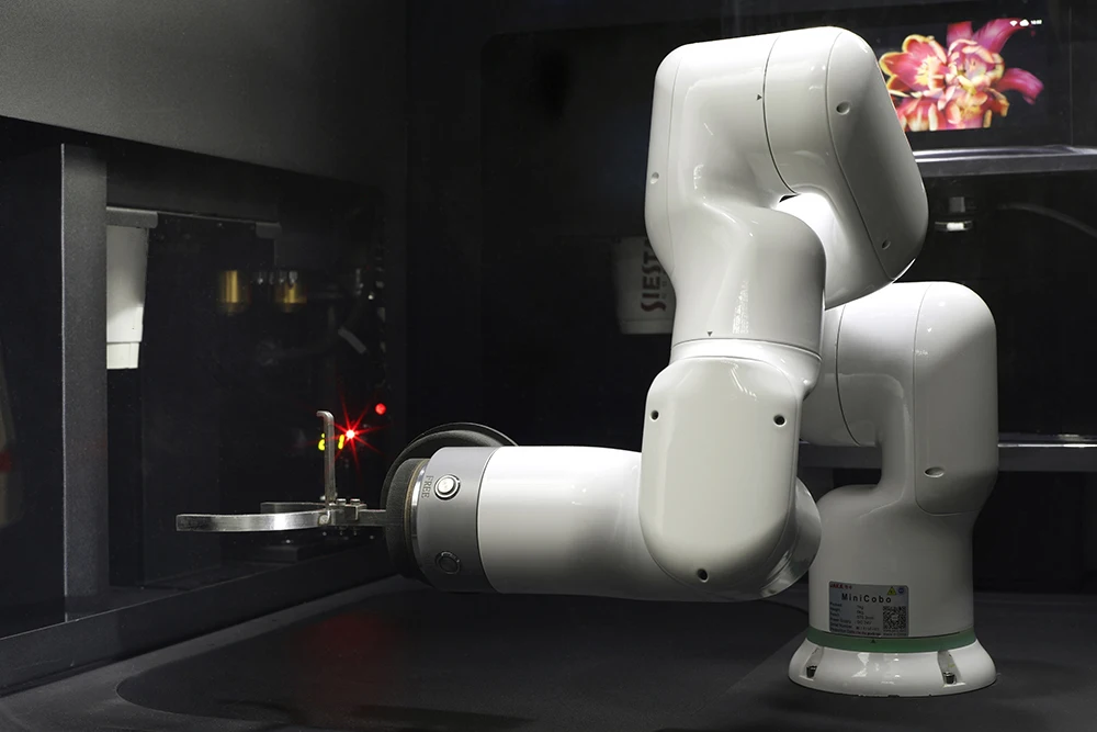 Coffee Milk Tea Robot Make Smart Vending Machine With Ice Or No Ice Intelligent Store Bubble Tea Vending Machine