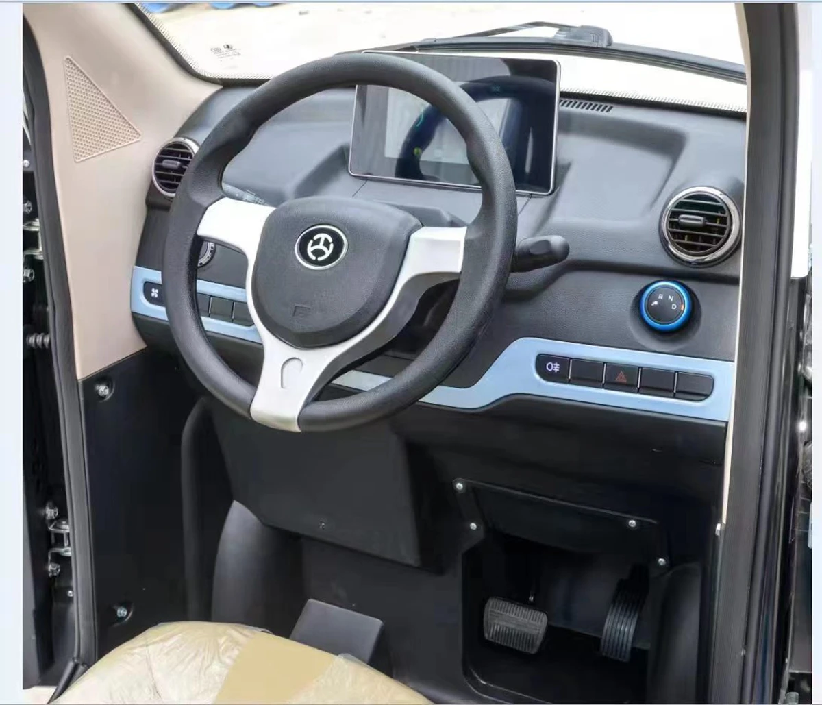 Excellent performance Auto 4 Wheel Electric Enclosed Small Passenger Vehicle Mini Electric Car kabineroller with air conditioner