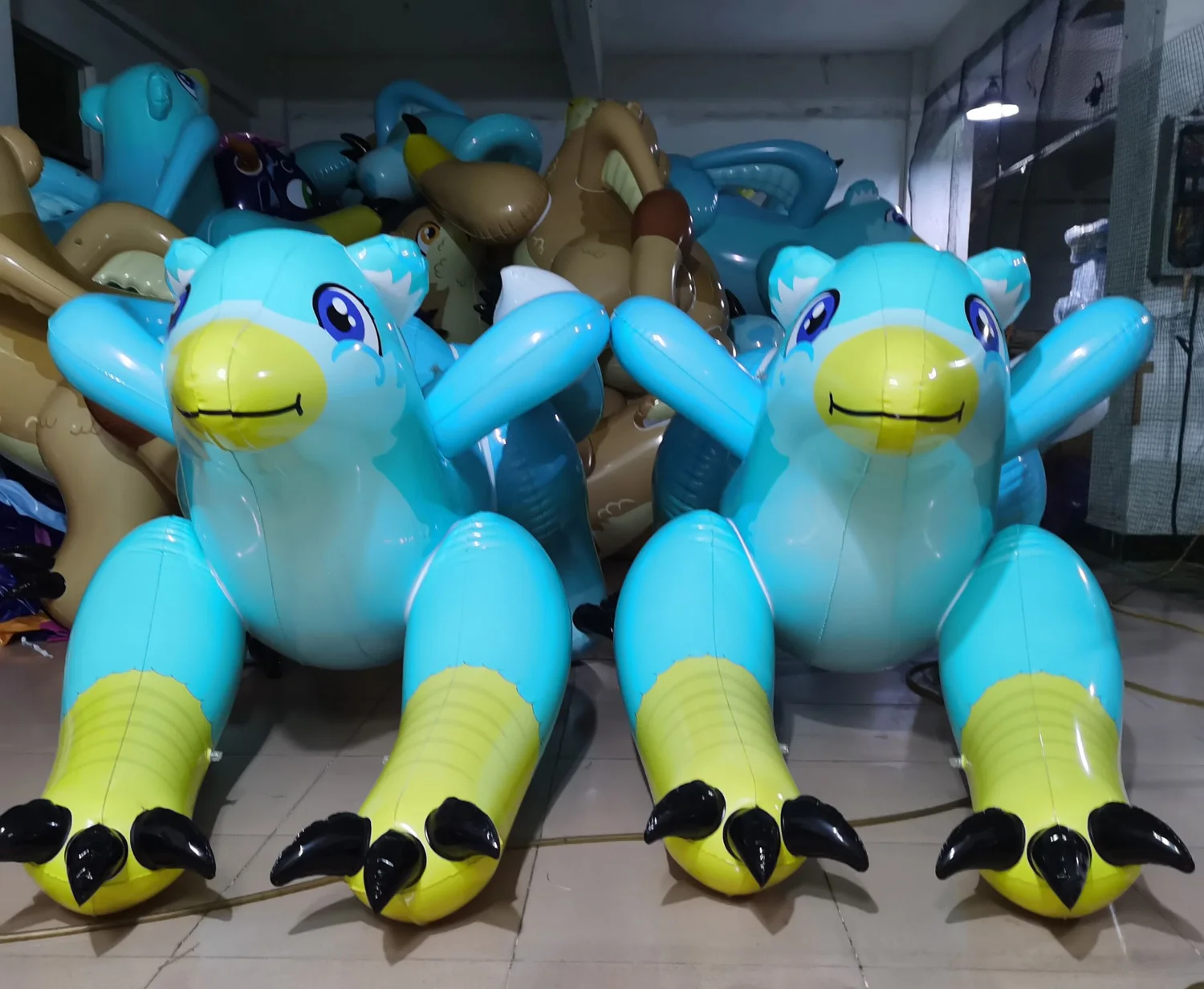 Hot sale inflatable animal cartoon air character Gryphons for advertising