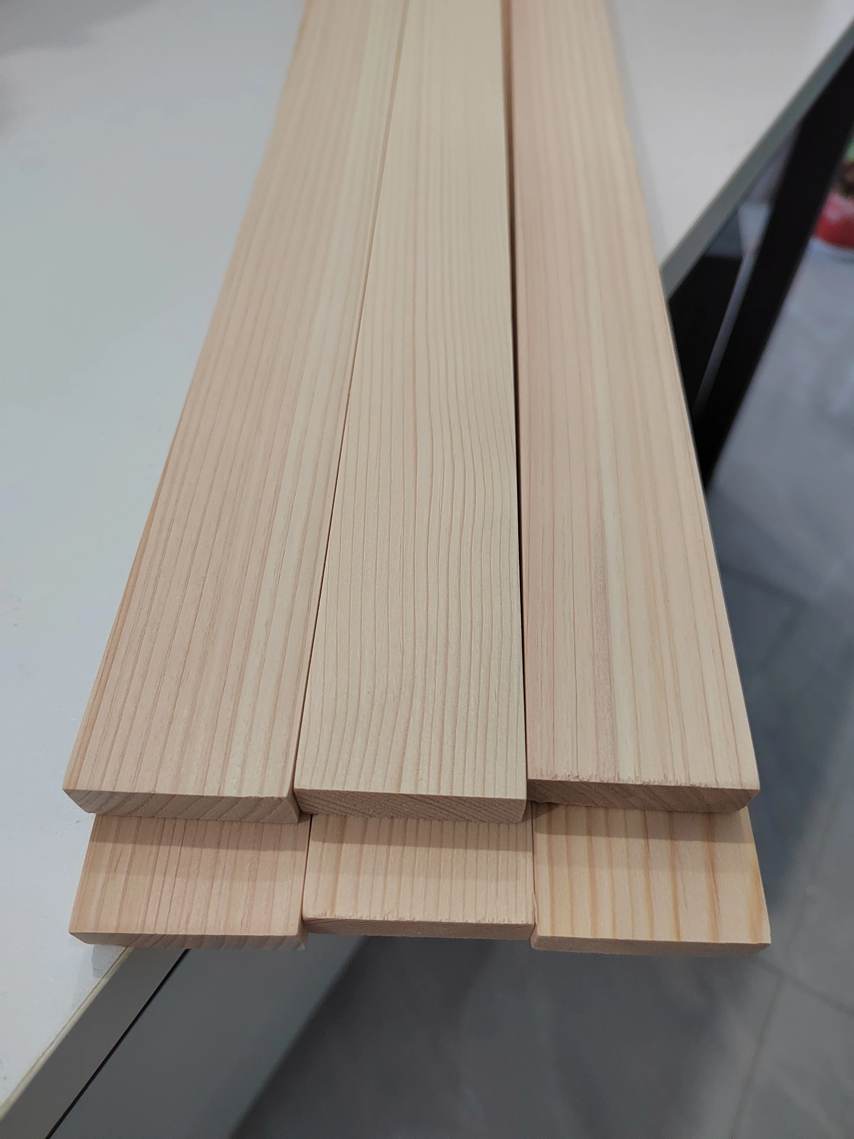 Red Cherry Timber Woods High Quality Hinoki Cypress Wood Hinoki Solid Wood Board Aromatic Building Materials
