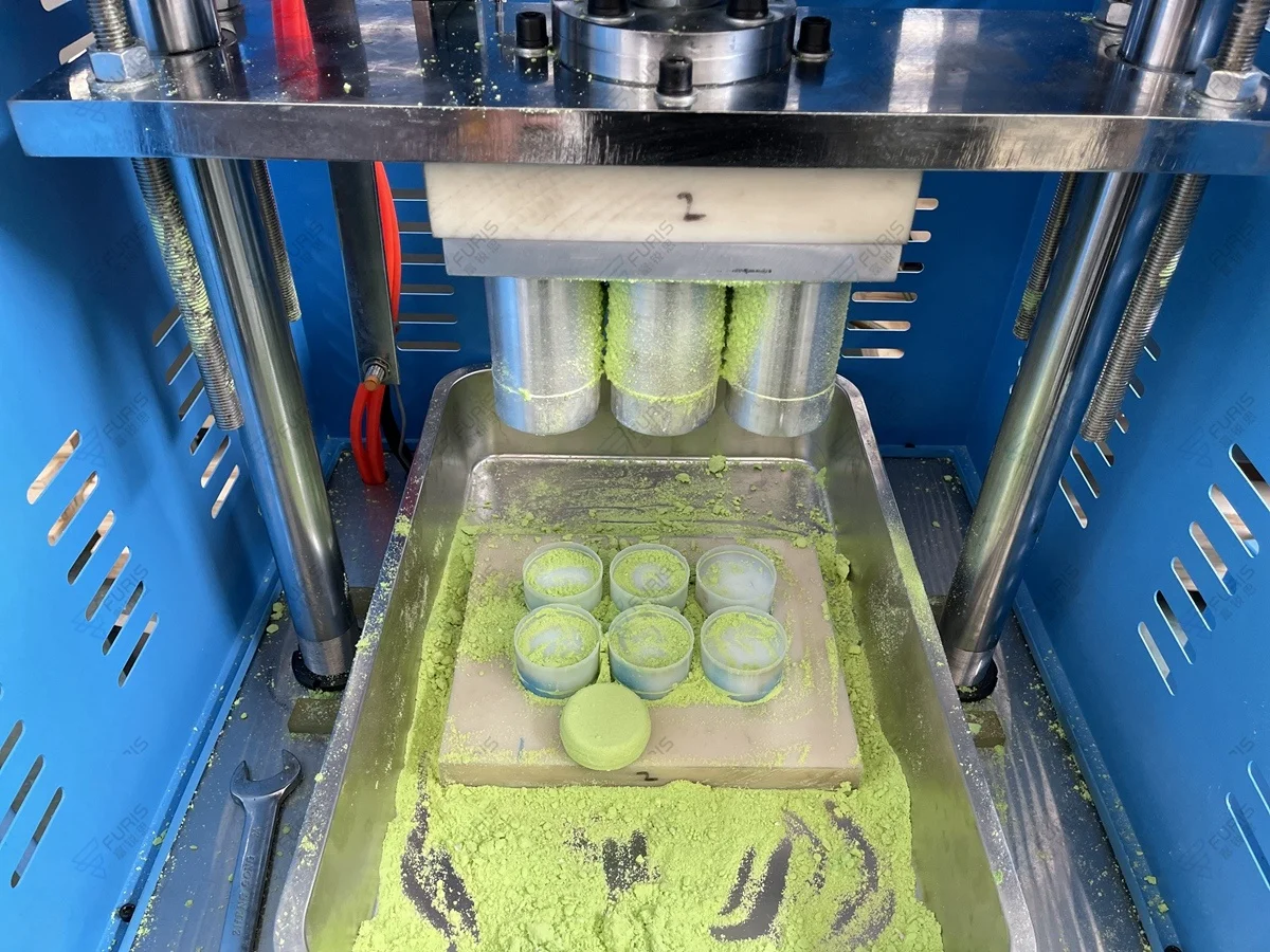 Factory directly Semi-autumatic different kinds of Bubble bath ball machine powder forming machine