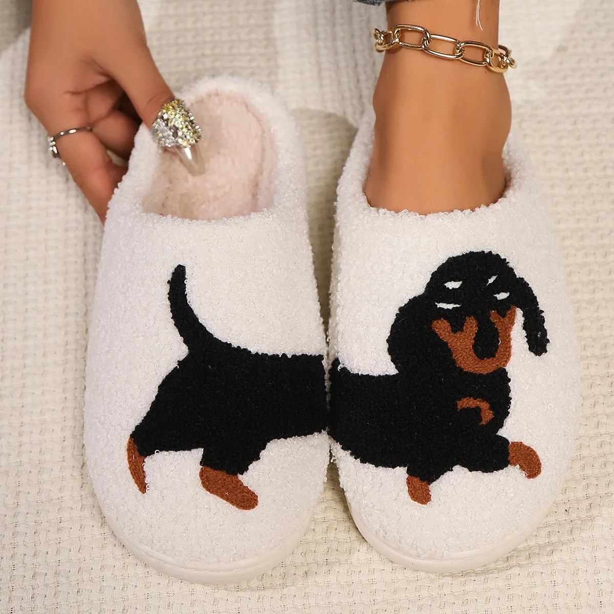 New Arrival Home Casual Shoes Warm Holiday Slippers for Women Mens Slippers Wholesale