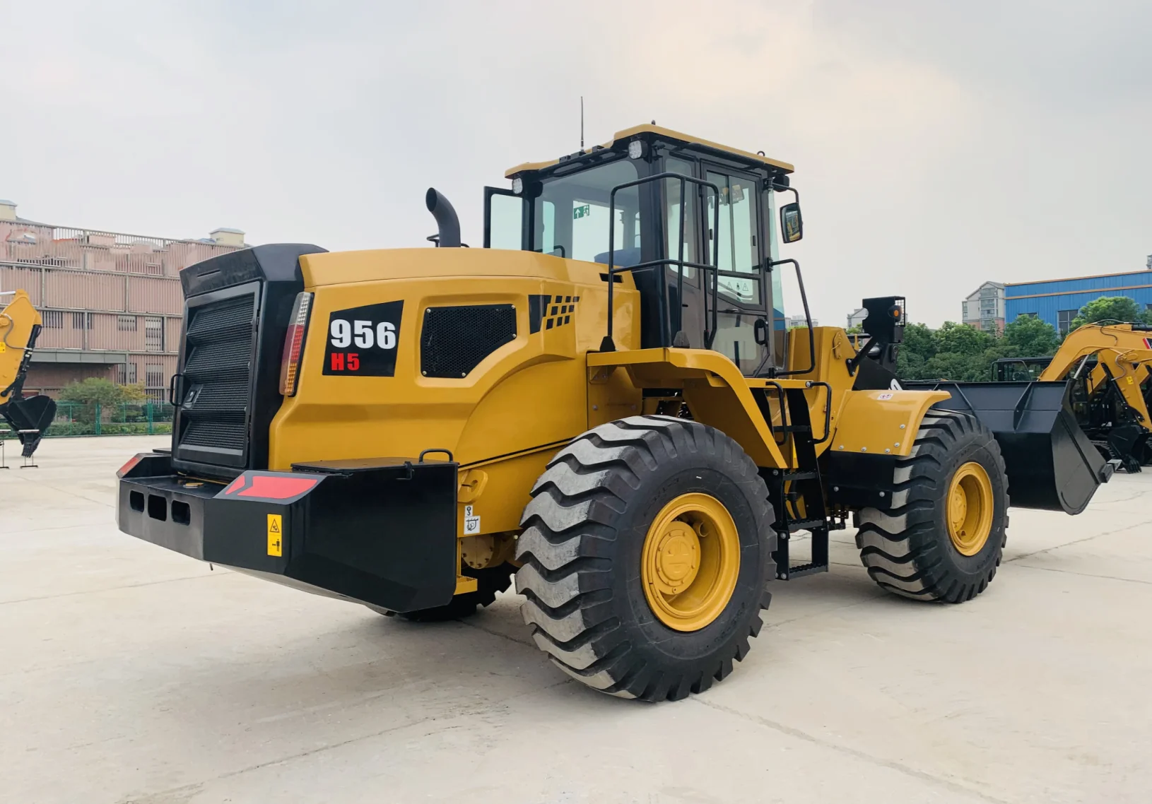 Celebrate Our New Store Opening With Discounted Prices on SYL956H Big Loader!