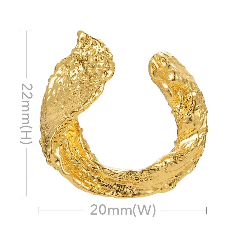 High Quality 18K Gold Plated Brass Jewelry Irregular pleated Ear Clip Curved Single Earrings E211279