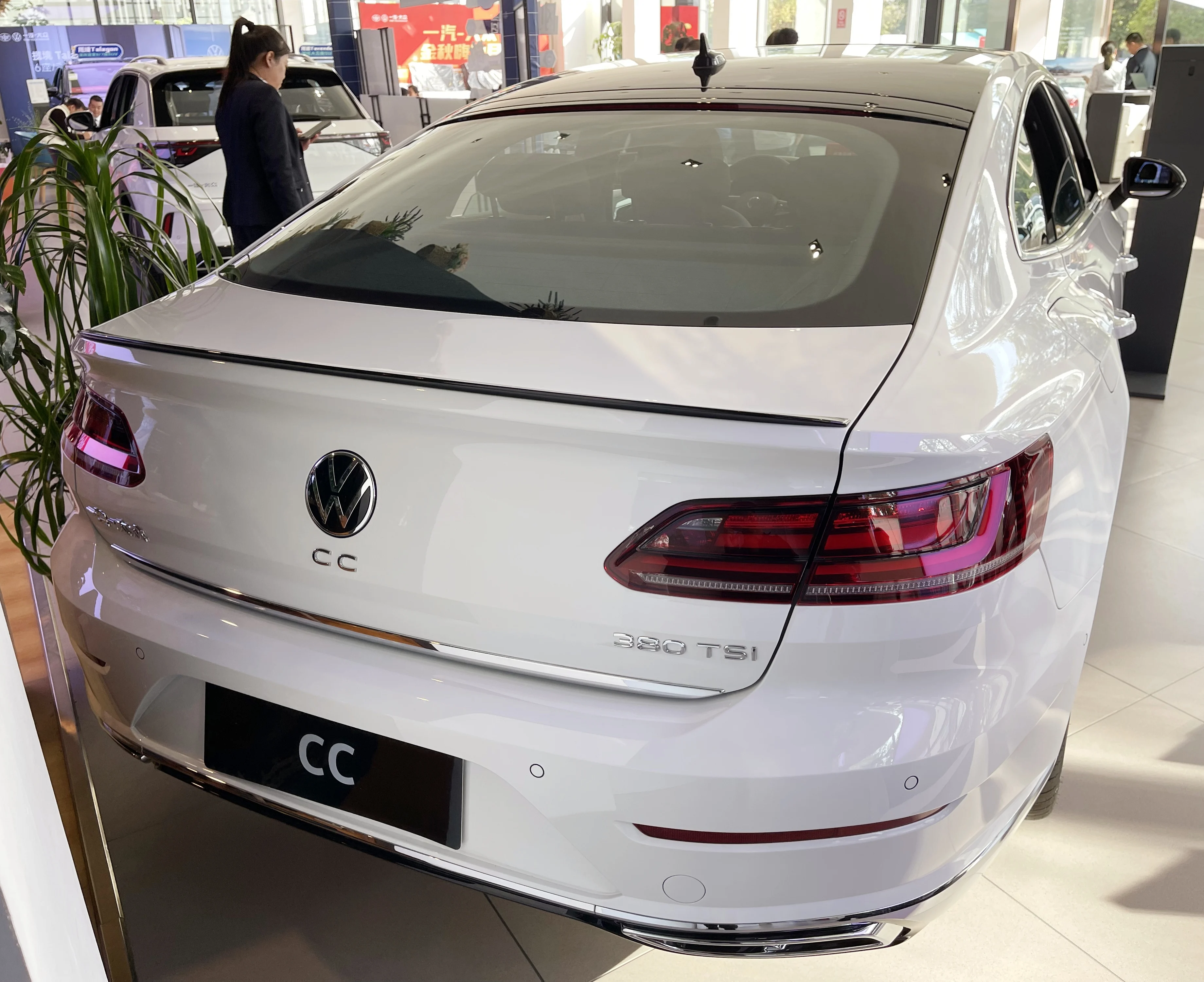 2025 Brand New VW Volkswagen Arteon CC 2.0T 5 Door 5 Seat Hatchback for Volkswagen Arteon CC