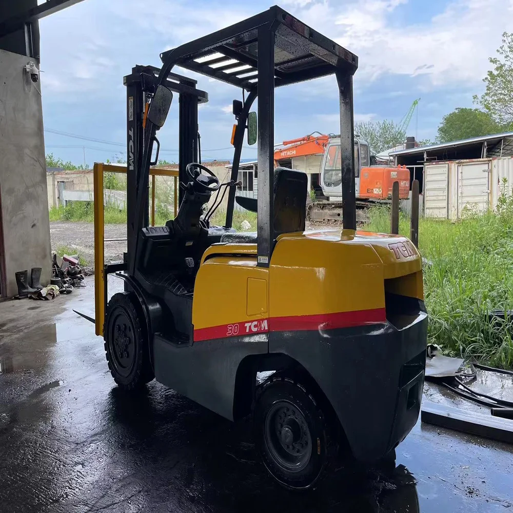 Лидер продаж Подержанный дизельный вилочный погрузчик TCM FD30 дешевая цена Подержанные Строительная техника для продажи