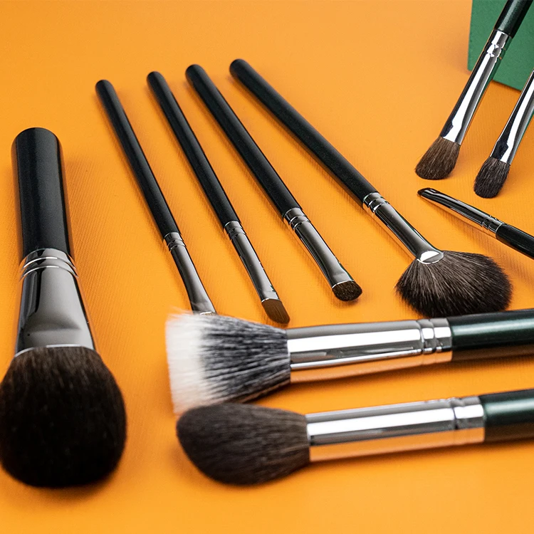 Low moQ vegan high quality cruel green luxury private label makeup concealer brush portable makeup brushes