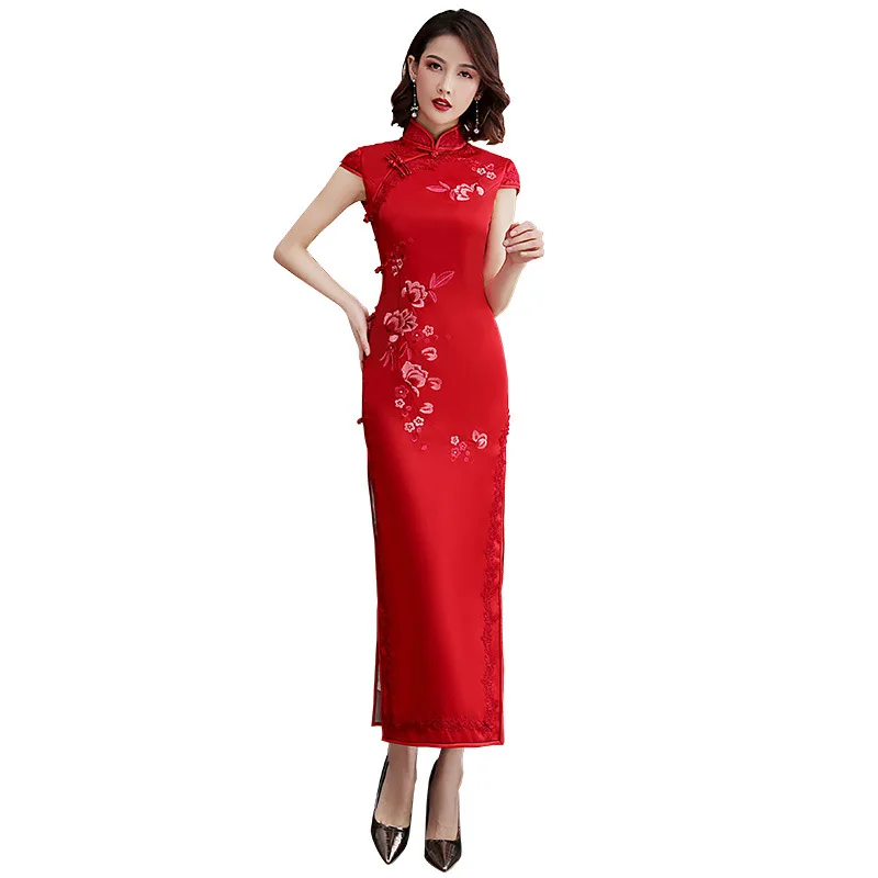 Imitations Silk Embroidered Long Qipao 2024 New Lace Edge Improvement Slim Fit Chinese Style Slim Fit Daily Qipao