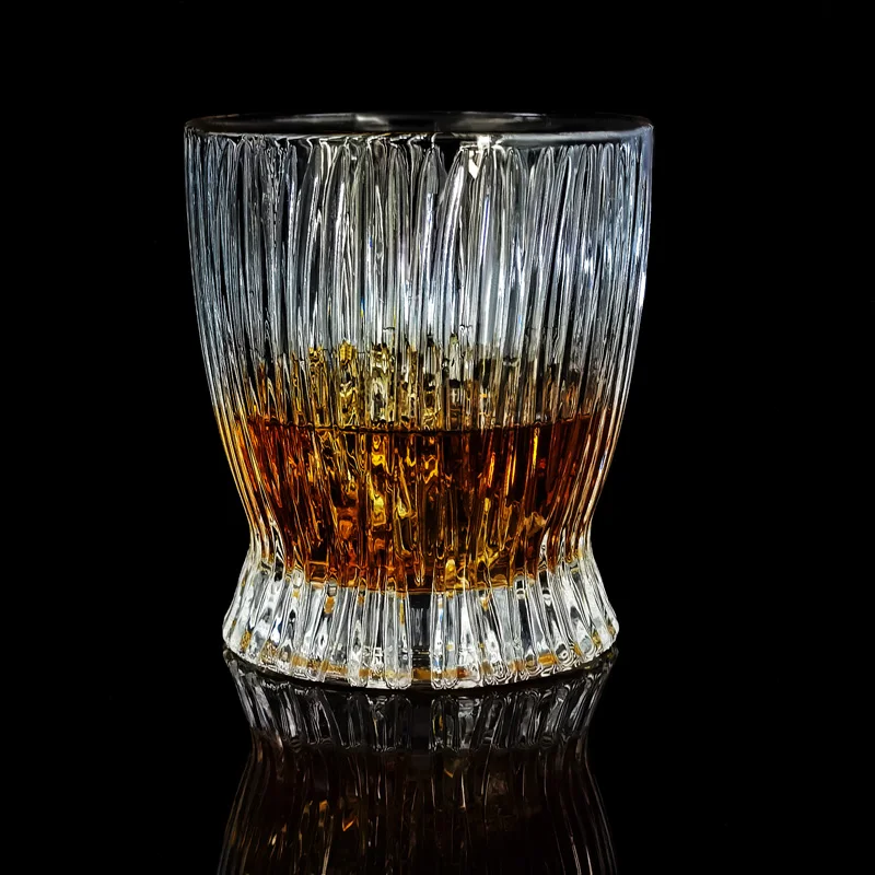 free sample cocktail design vodka whisky brandy sake cup glass popular ripple glass cup manufacturer