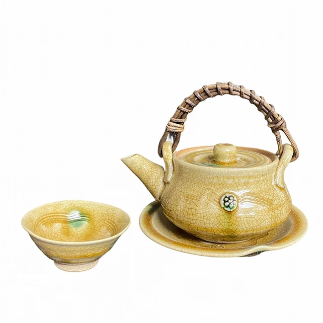 Oribe-yaki beige OEM wholesale handmade Japanese ceramic teapot