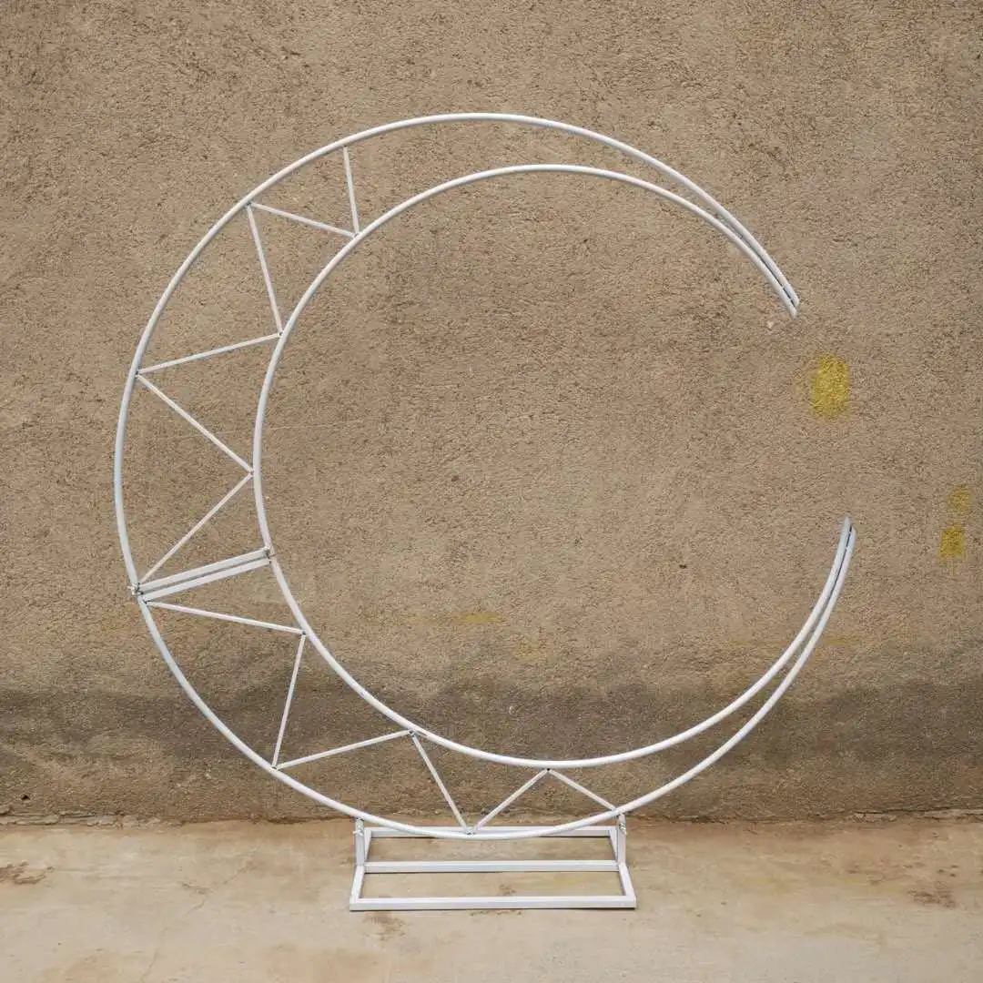Wedding party stage decoration moon heart shape metal stand backdrop wedding props ornamental arch geometric road guide