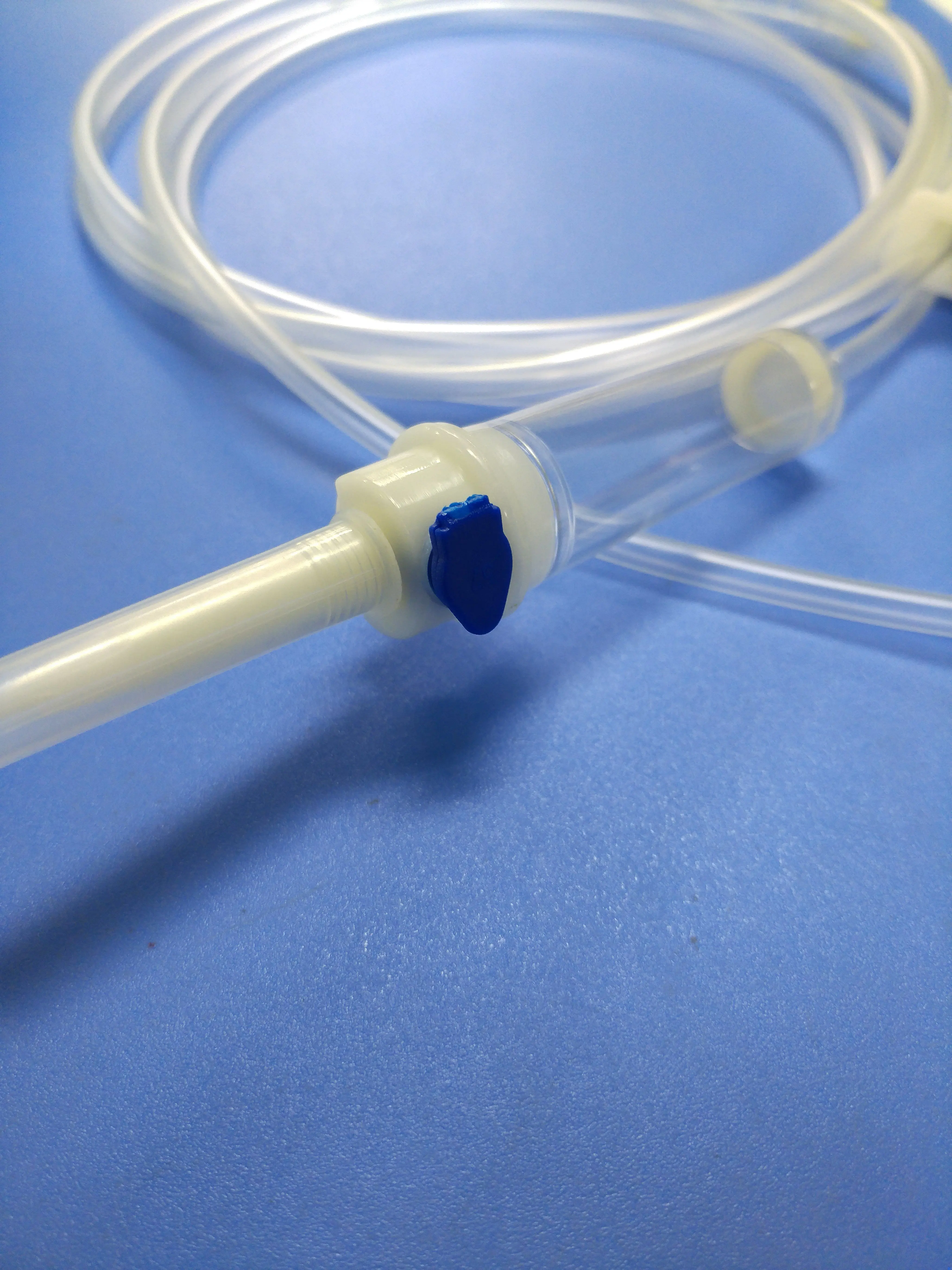 
High quality Infusion Sets with Precision Filter and regulator 