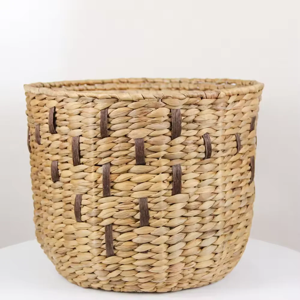 Wicker laundry basket Doll House picnic little party like kitchen bucket farmhouse decorate