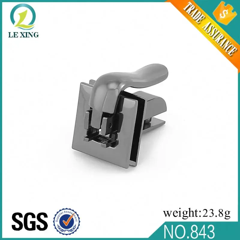 Wholesale bag hardware custom metal handbag lock high quality for bag clip lock metal plates for handbags
