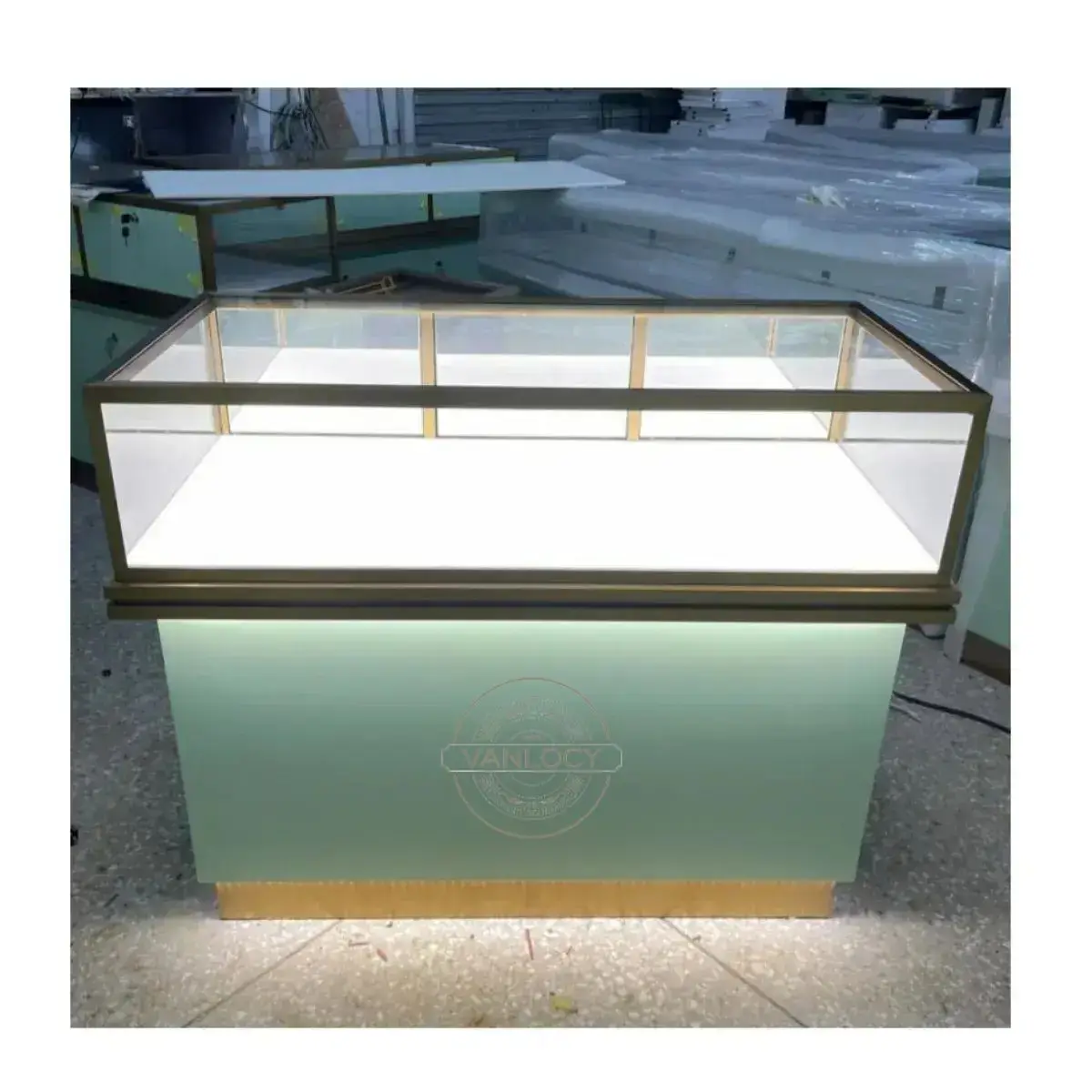 VANLOCY  Factory Custom Hot Selling Fancy Store Luxury Jewelry Showcase Interior Design Ideas Low Price Jewellery Shop