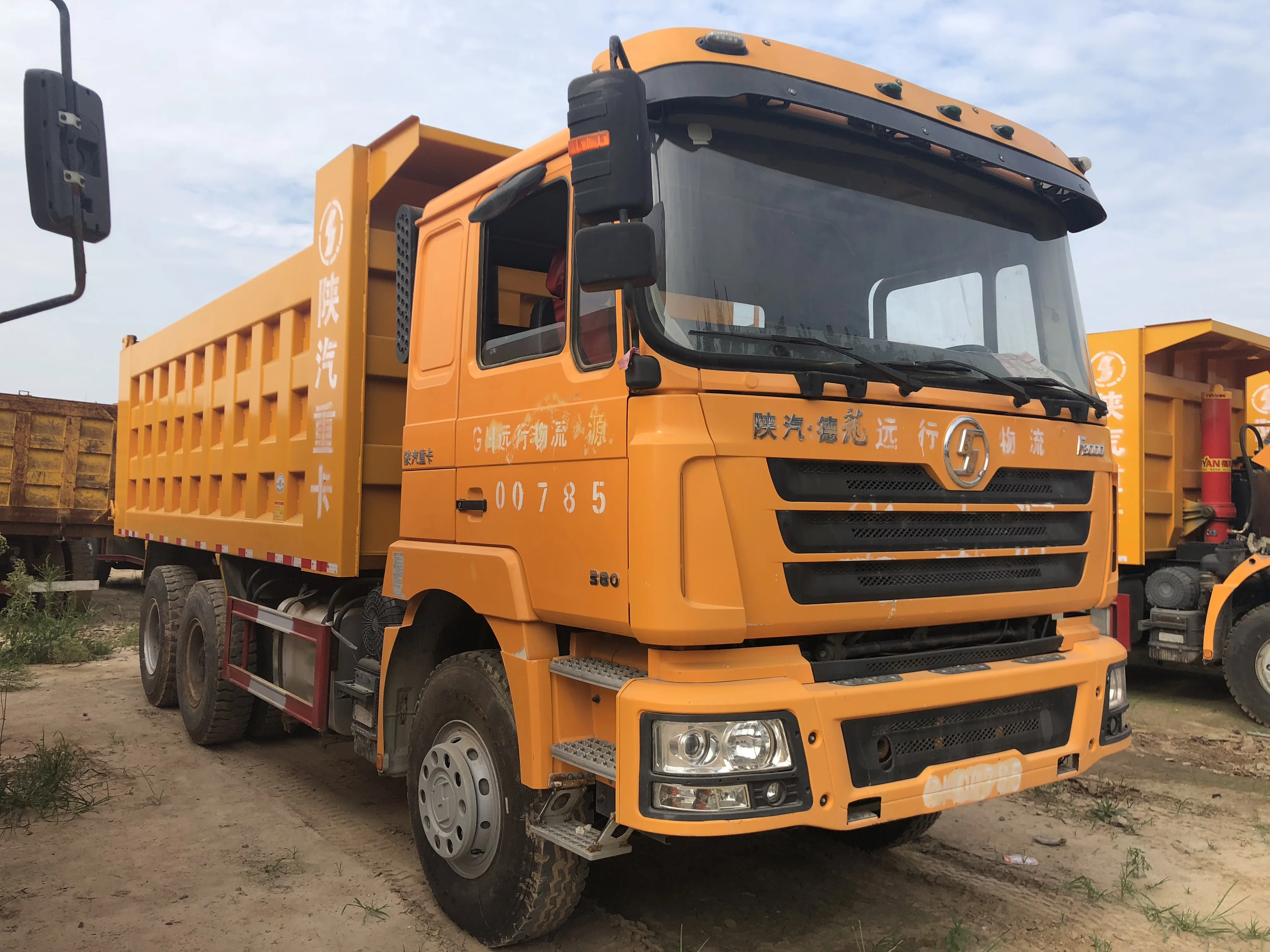 Heavy Duty Used Trucks New Sino Sinotruk Shacman 6X4 Dumper Tipper Tipping Dump Truck