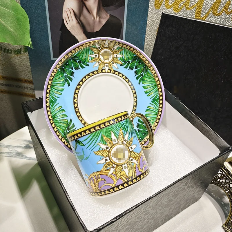 Western Luxury Ceramic Cup and Plate Set Travel Mug Modern Design Afternoon Tea Turkish Coffee Cup Set