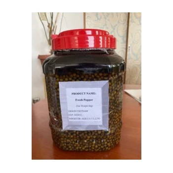 Raw seasoning spices black pepper for making the food delicious