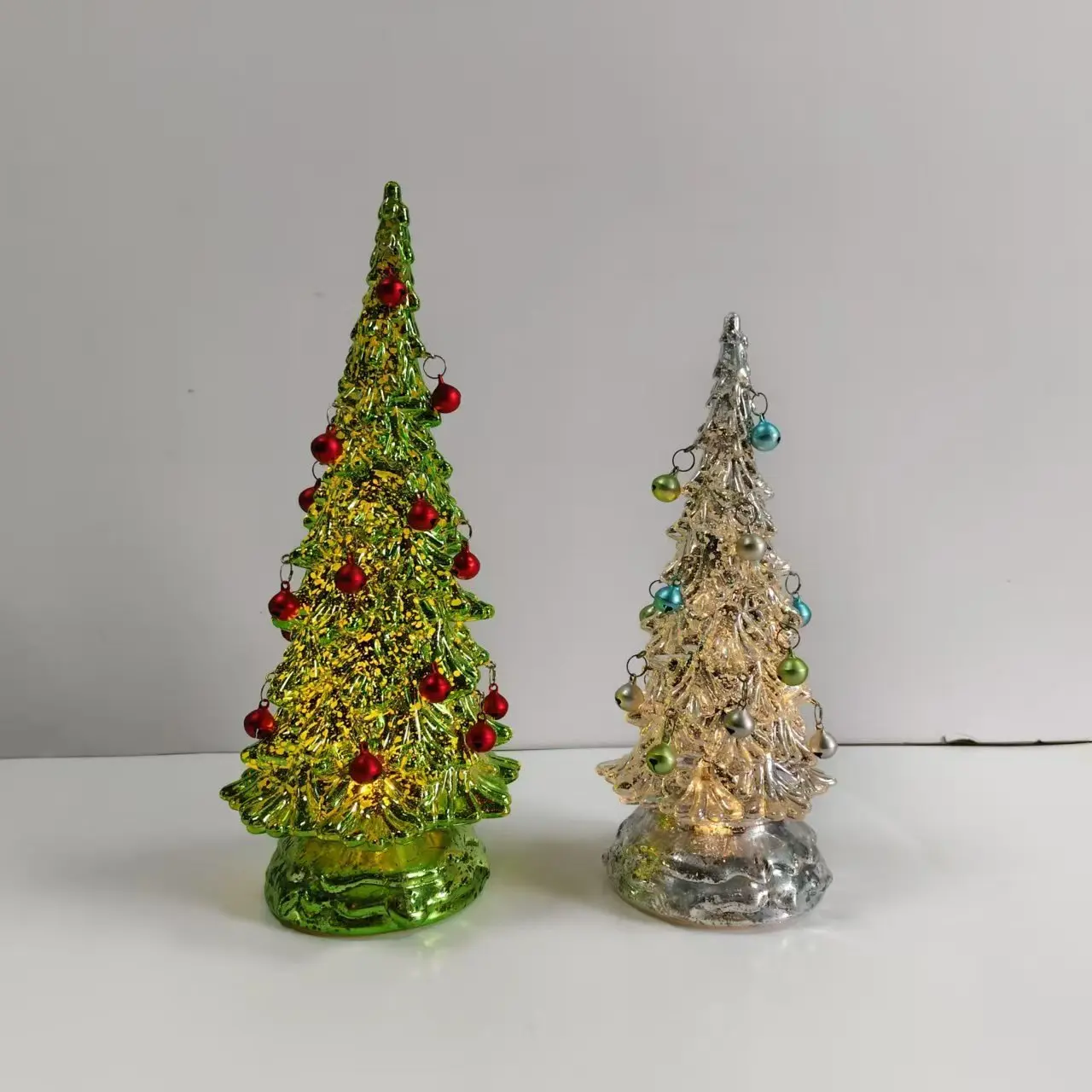 2024 новый товар светодиодный теплый белый свет Рождественское дерево с маленьким красным колокольчиком Декор