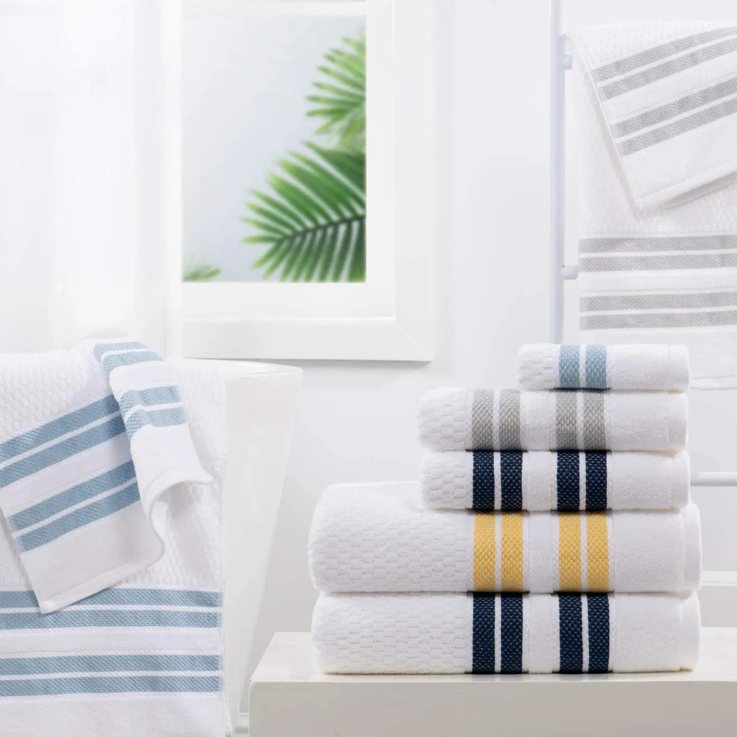 Durable - High Absorbency 650gsm 100% Egyptian cotton white towel with colored stripes yarn-dyed bathroom towels