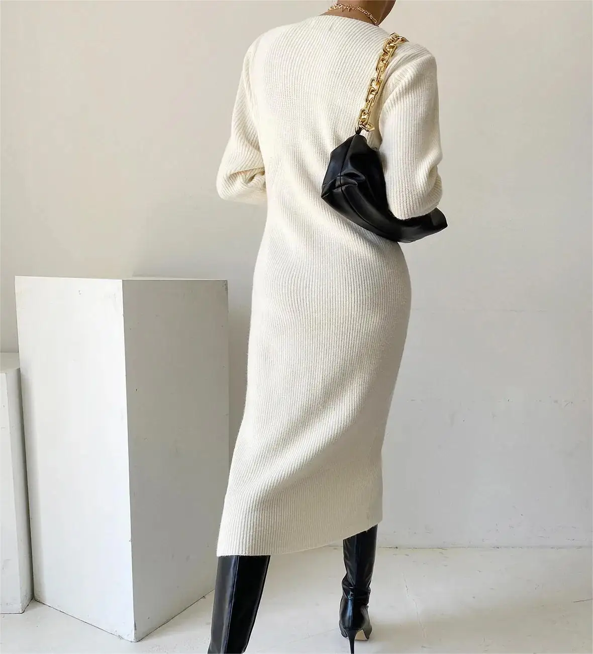 Supplier Custom Long Sleeve Sweater Dress Plus Size Luxury High Waist Fitted V Neck Ribbed Knit Sweater Dress For Women