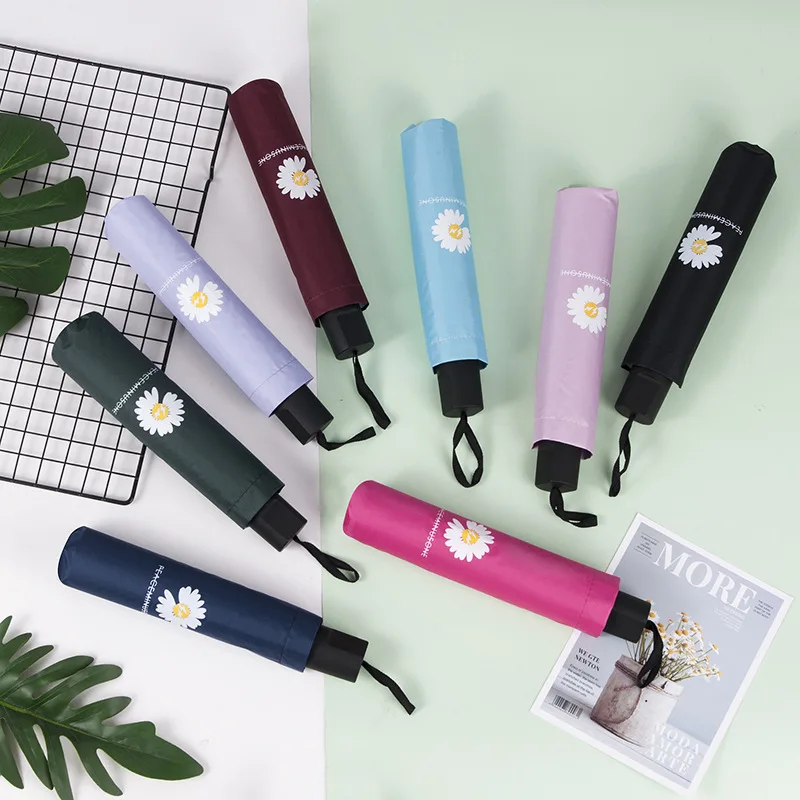 Umbrellas Korean Creative Cute Chrysanthemum Flower UV Umbrella Sunscreen Sunshade Simple 3 Folding Rain Umbrella for Outdoor