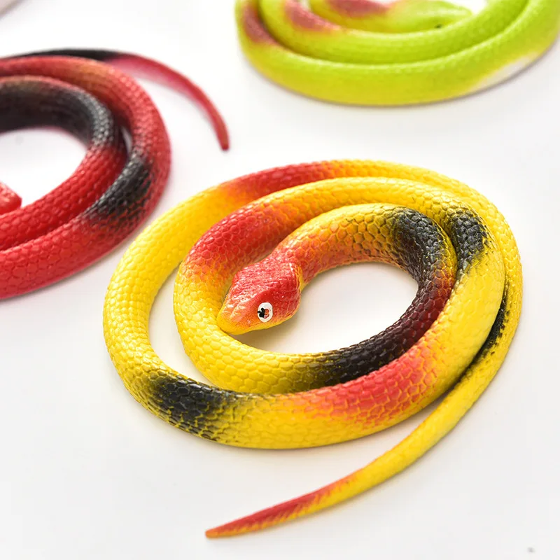 Factory wholesale 75cm environmental protection rubber snake Halloween spoof trick toy snake