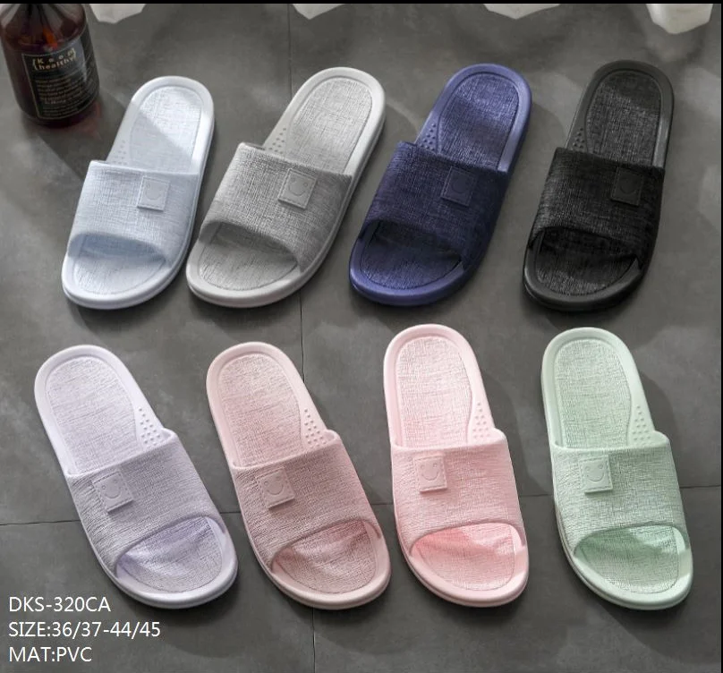 Fashion ladies sandals outdoor  PVC shoes cheap beach slippers