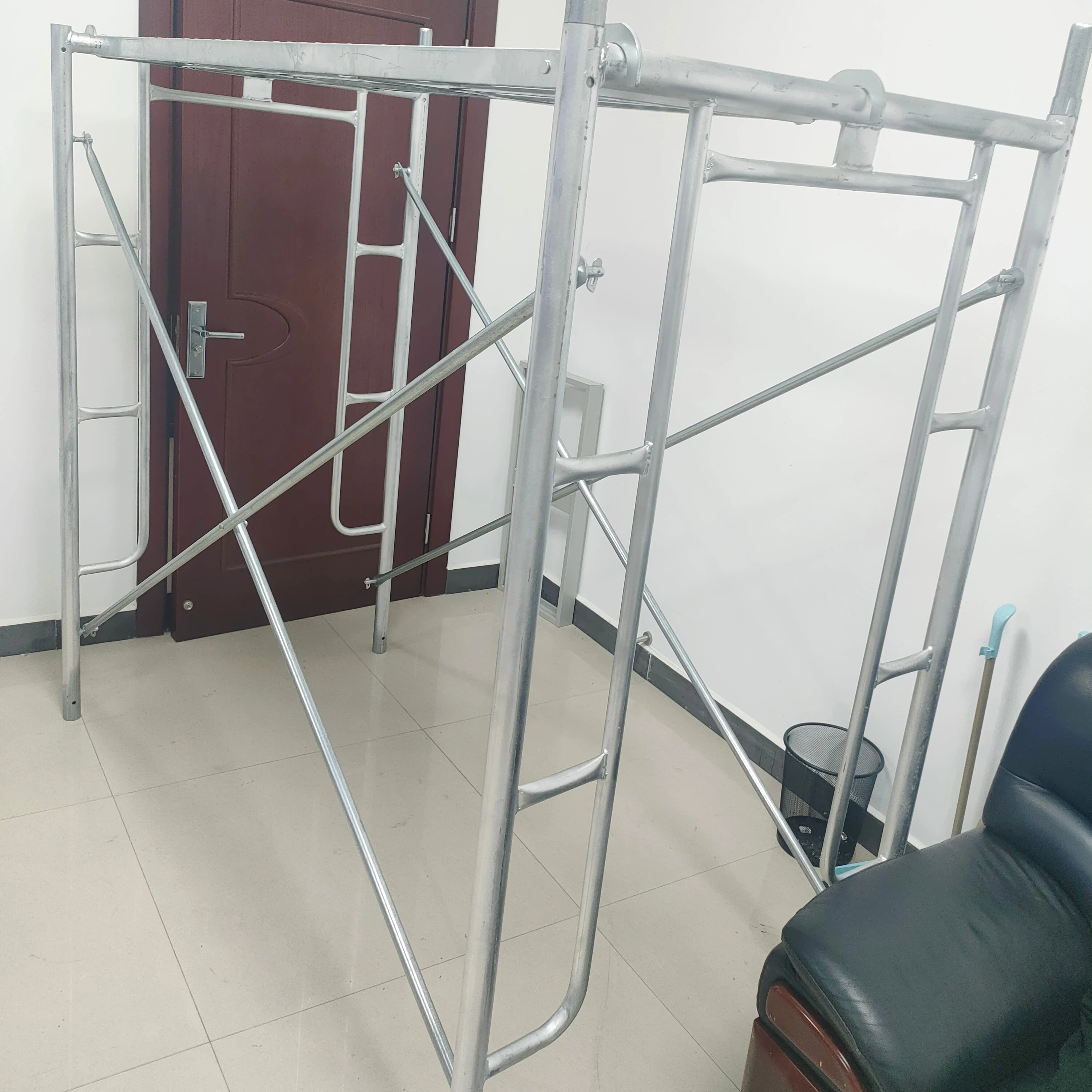 Hot Sale Construction Building Material Steel H Frame Scaffolding Aluminium For Decoration