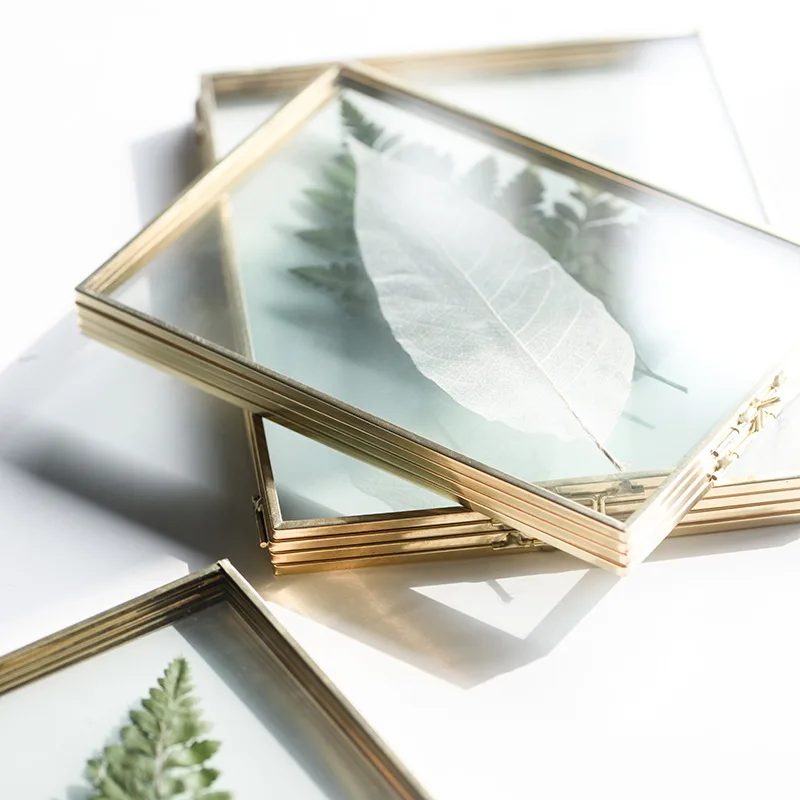 Photo Frame Cheap Stand Multi Wholesale Sets Home Decor Framed Acrylic Luxury Brass Gold Glass Metal Funia Picture Photo Frame