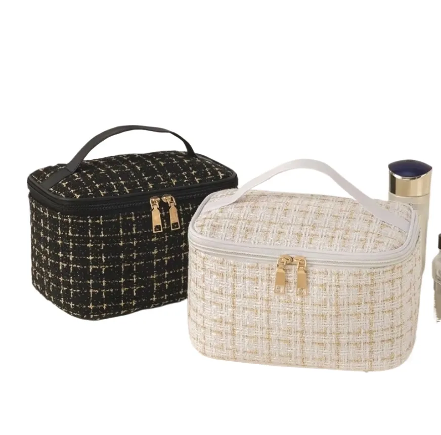 2024 New 2024 New Lattice Portable Cosmetic Bag Large Capacity Travelling Storage Bag Stylish Toiletry Bag With Zipper