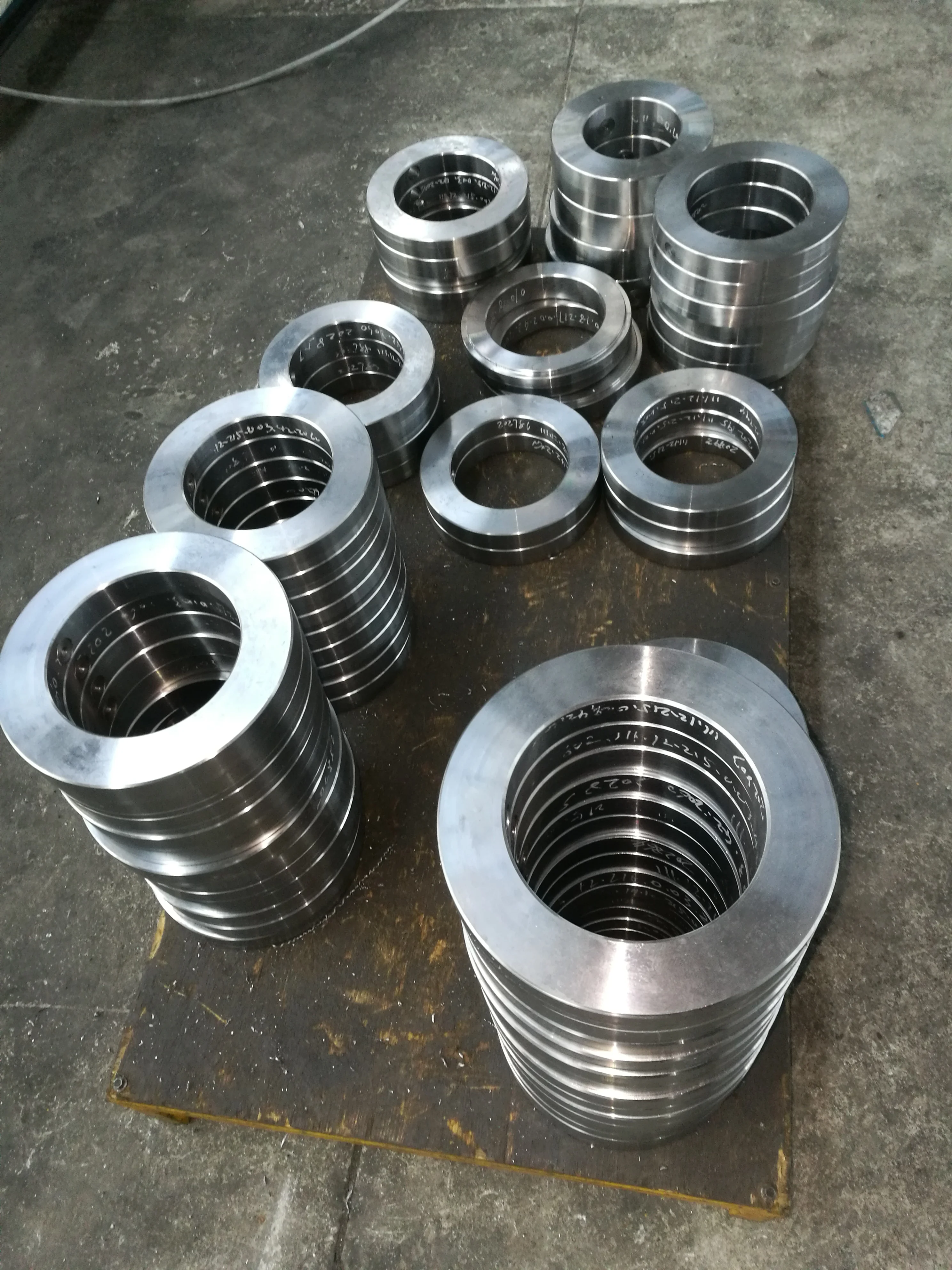 European Standard Slewing Ring YRT100 Rotary Table Slewing Bearing for for excavator Swing Circle Replacement