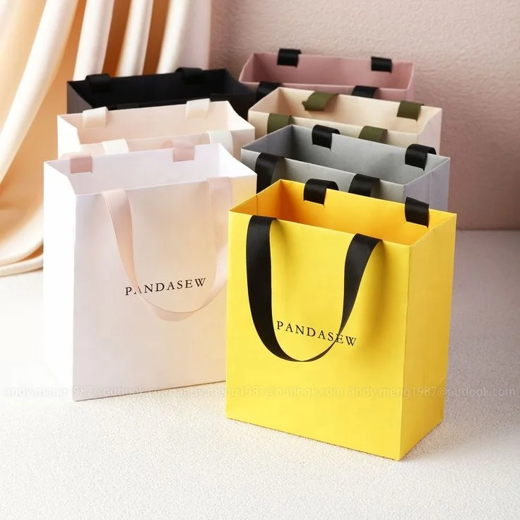 Ultra-Thin Paper Bags Shopping Bags Recyclable Paper Bags Customized Printed Logo Colorful