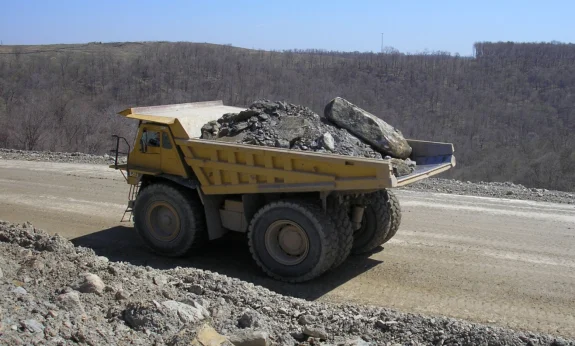 
Giant Mining Rigid Dump truck wheel RIM 