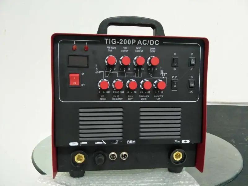 IGBT инвертор DC Pulse TIG сварочный аппарат MMA ARC СВАРОЧНЫЙ АППАРАТ для алюминия нержавеющая сталь Однофазный AC 220V 200 Amp Carbon