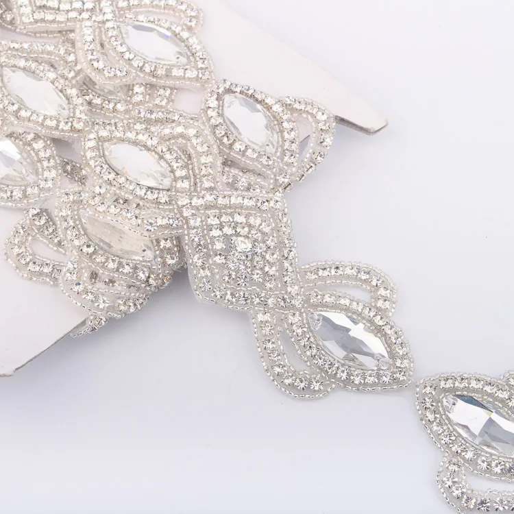 
Crystal Sew On Long Rhinestone Roll Trim For Dress Decoration 