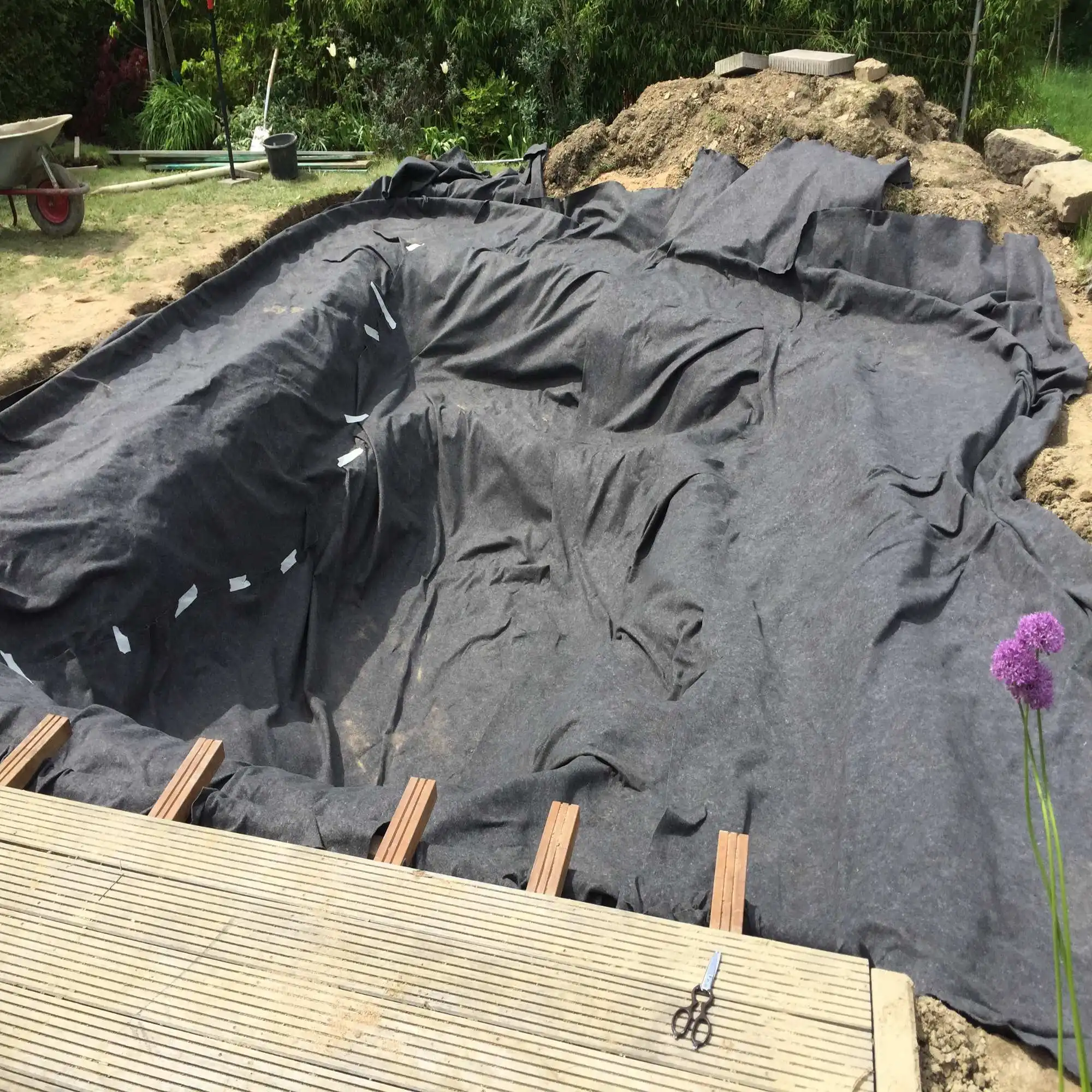 Accept Custom 0.3mm-2.0mm Pond Liner Geomembrane Fish Pond Special Seepage Control Membrane for Artificial Lake