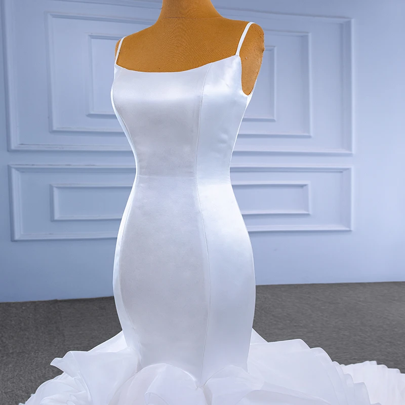 2022 New Simple White Satin Sling Halter Ladies Mermaid Wedding Dress