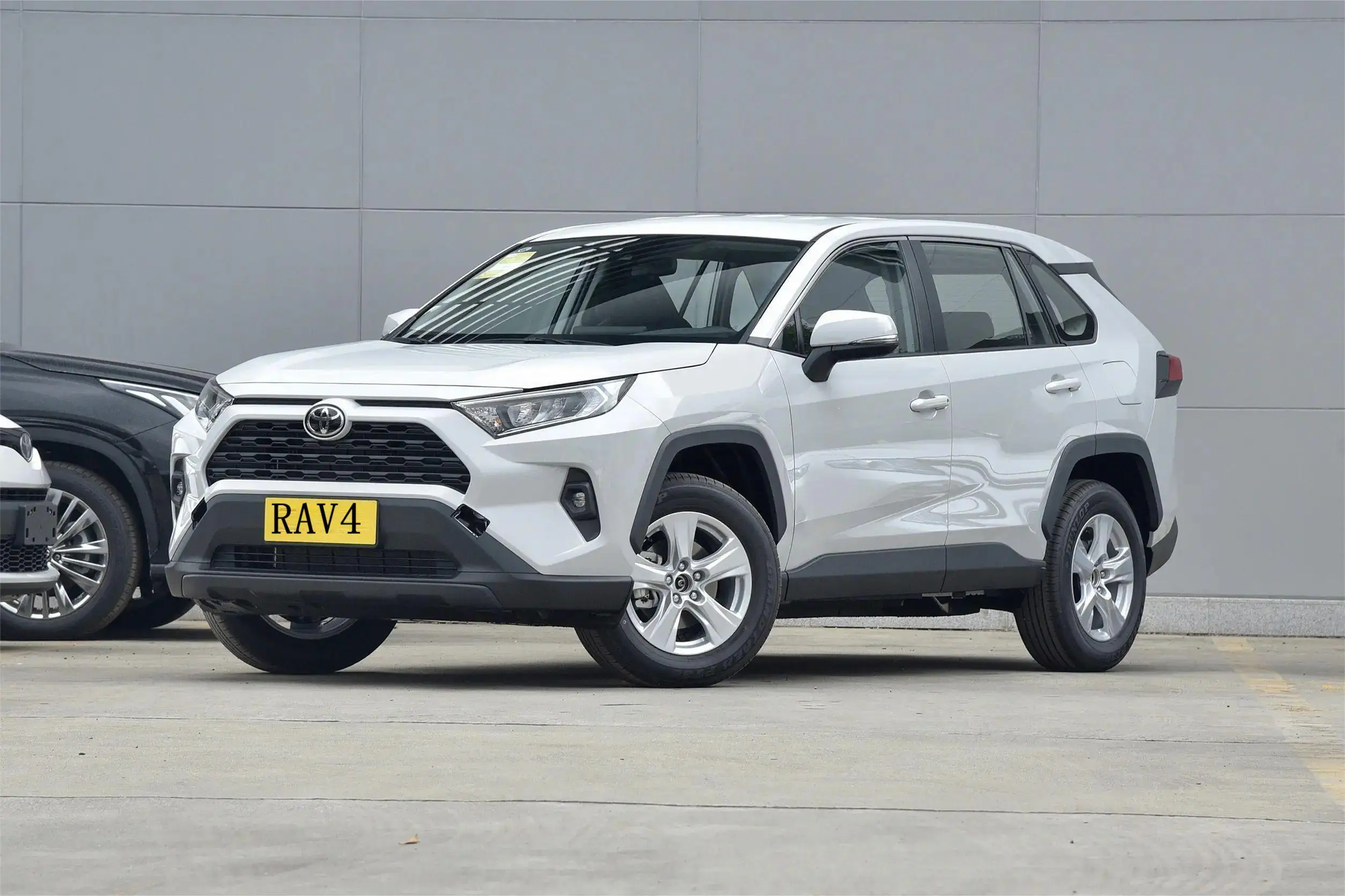 Hot sale China Manufacturer Cheap FAW Toyo ta RAV 4 2023 2.0LCVT 2WD Urban Edition Compact SUV Fuel Vehicle Gas/Petrol cars