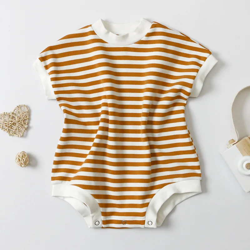 New baby crawler suit with short sleeves and double-sided wool stripe for newborn babies