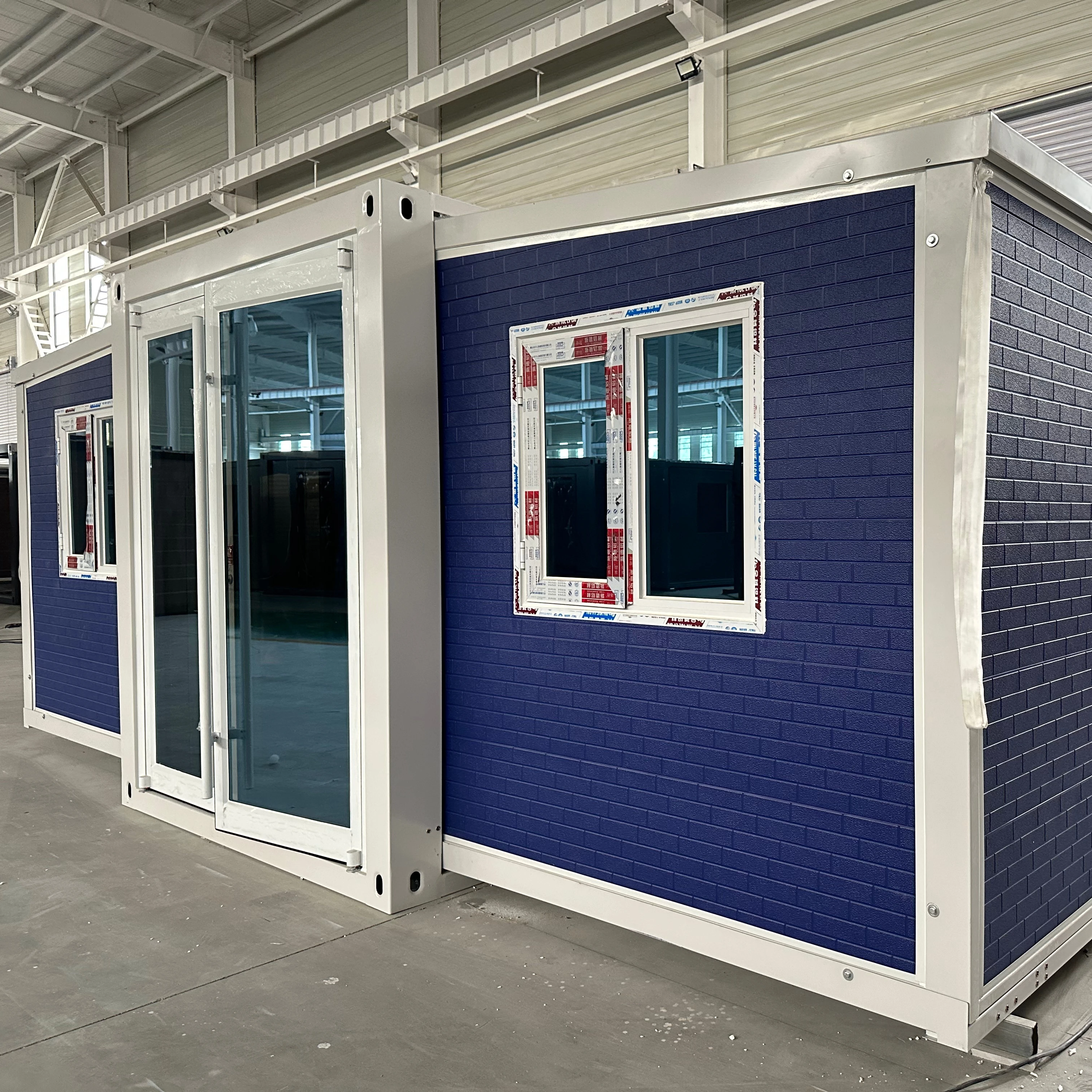 Winfair 20Ft Prefabricated Modern Tiny Home 2 Bedroom Expandable Mobile Steel Sandwich Panel Container House Ready-Made Mobile