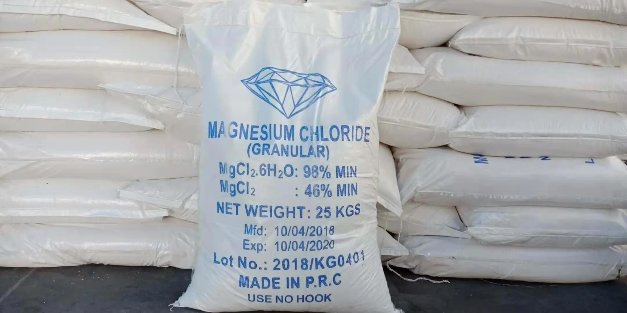 magnesium chloride 46% white mgcl2 flakes