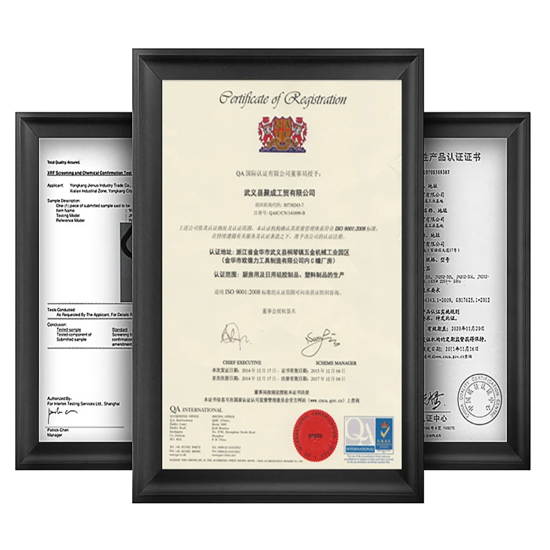 Wholesale Cusiom Bpa free food grade silicone Sphere Ice Cube Mold Non-stick Round Ice Cube Mold With Lid For Whiskey