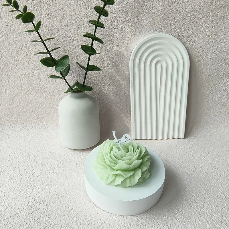 Wholesale decorative flower aromatherapy peony shaped flower scented candle for wedding home decor